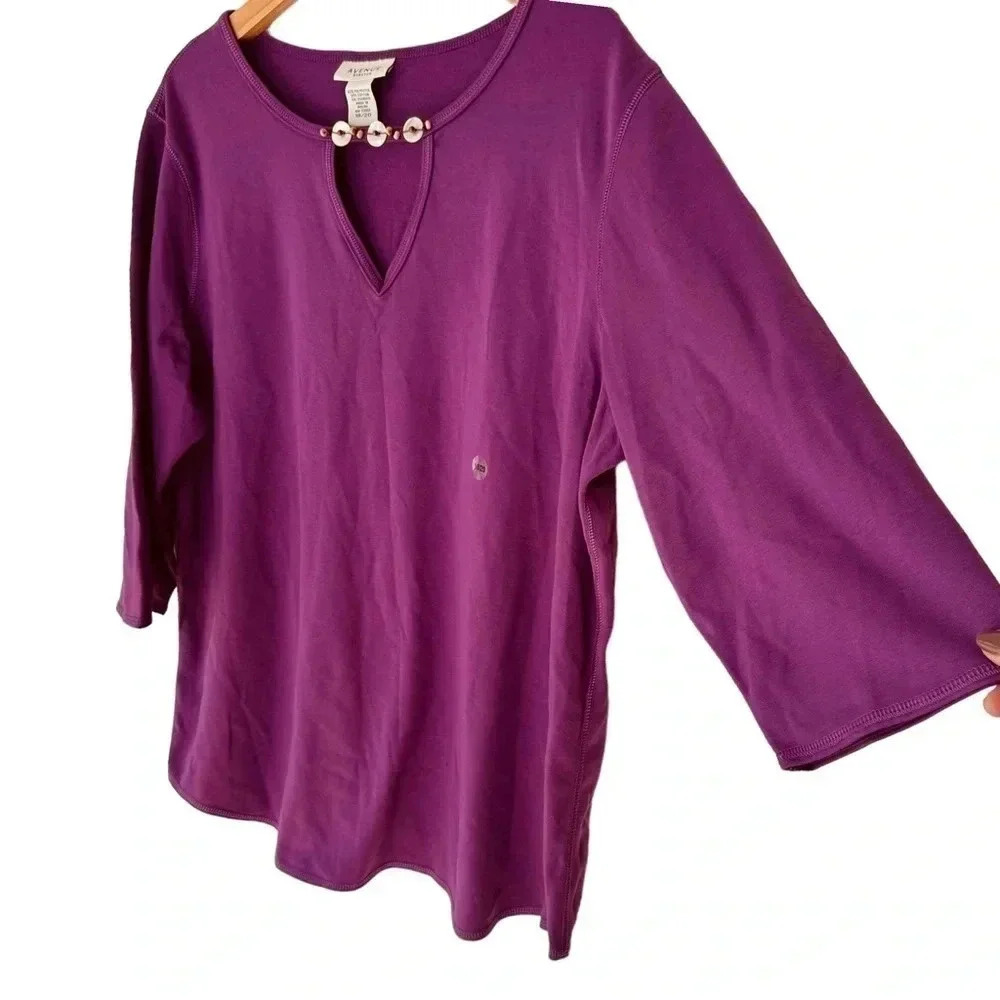 Avenue Top 18/20 Purple Keyhole Beaded 3/4 Sleeve Stretch Knit - Picture 3 of 6
